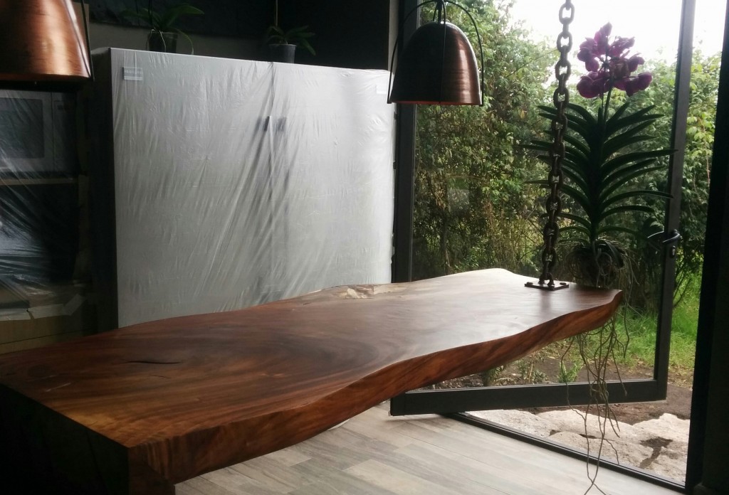 PAROTAS – Carpentry and Custom Furniture – MEXICO