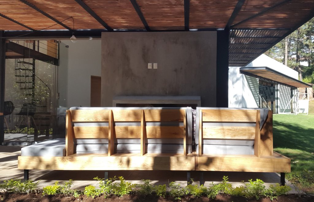 PAROTAS – Carpentry and Custom Furniture – MEXICO