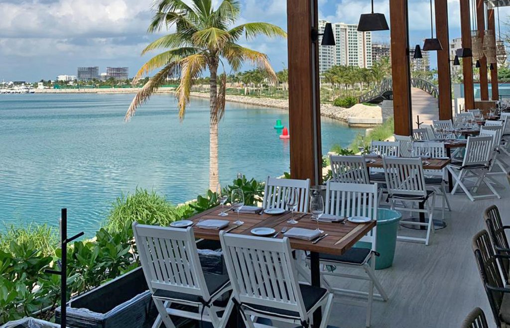 PAROTAS – Carpentry and Custom Furniture – MEXICO