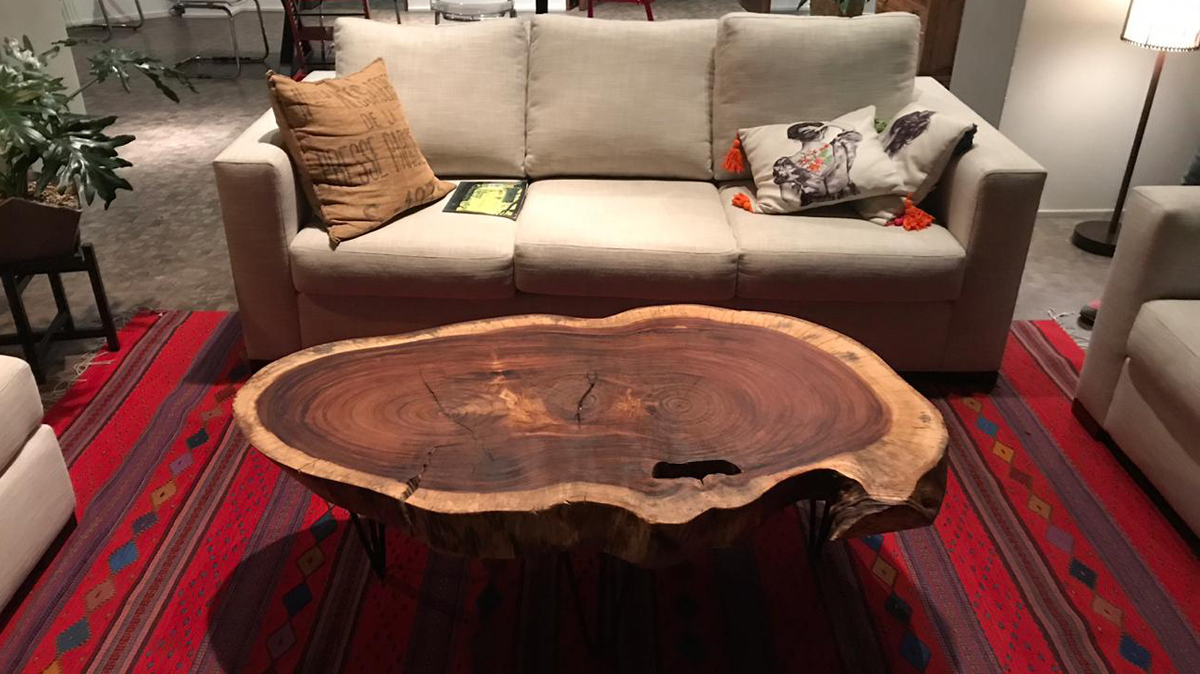 Keys of Interior Design - Parota wood coffee table - Living room