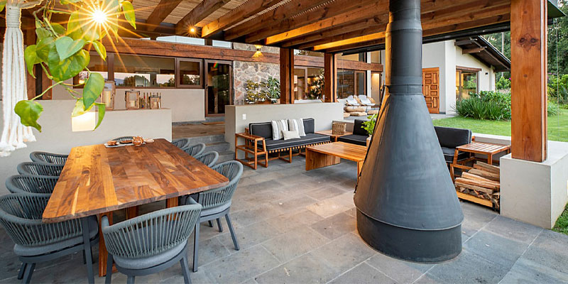 PAROTAS – Carpentry and Custom Furniture – MEXICO